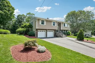 6 Prince Rd, Mahopac, NY 10541 - Photo 2