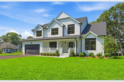 333 Concord Court, Dix Hills, NY 11746 - Photo 2
