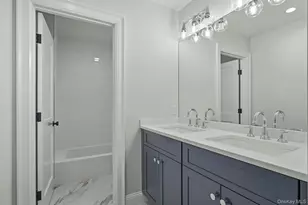 333 Concord Ct, Dix Hills, NY 11746 - Photo 38