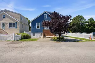 8 5th St, Bayville, NY 11709 - Photo 4