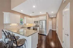 93 Millie CT, Patchogue, NY 11772 - Photo 6
