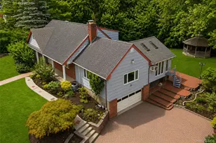 11 Hillside Ct, Suffern, NY 10901 - Photo 2