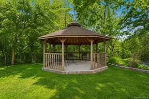 11 Hillside Ct, Suffern, NY 10901 - Photo 6