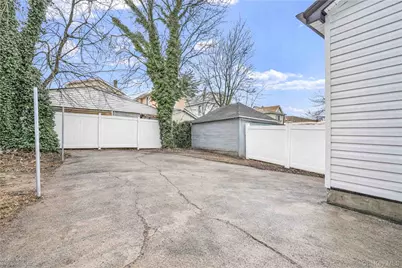 10328 135th Street, Richmond Hill, NY 11419 - Photo 10
