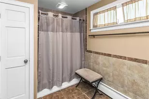 2723 Clarendon Ave, Bellmore, NY 11710 - Photo 12
