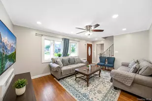 52 E Fenimore St, Valley Stream, NY 11580 - Photo 12
