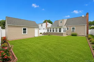 52 E Fenimore St, Valley Stream, NY 11580 - Photo 36