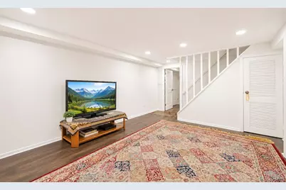 52 E Fenimore Street, Valley Stream, NY 11580 - Photo 24