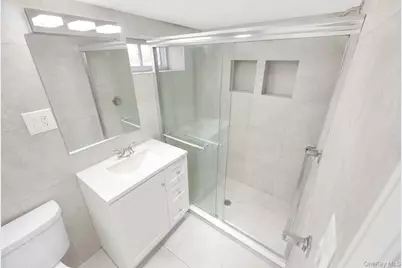 52 E Fenimore Street, Valley Stream, NY 11580 - Photo 30