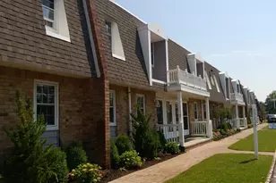 10 Mainsail Dr, Patchogue, NY 11772 - Photo 2