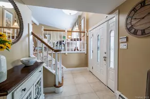 6 Huber Ct, Rockville Centre, NY 11570 - Photo 8