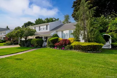 6 Huber Court, Rockville Centre, NY 11570 - Photo 4