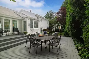 6 Huber Ct, Rockville Centre, NY 11570 - Photo 32
