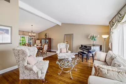 6 Huber Court, Rockville Centre, NY 11570 - Photo 10