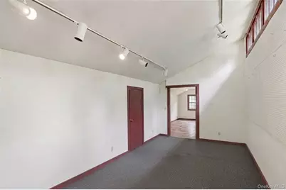 809 Traver Road, Pleasant Valley, NY 12569 - Photo 30