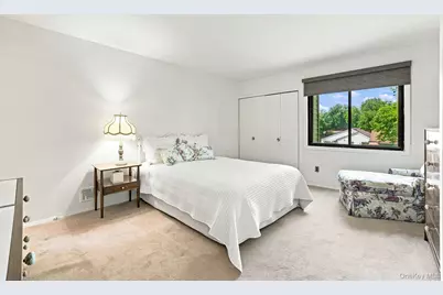 45 Jefferson Oval #H, Yorktown Heights, NY 10598 - Photo 14