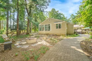 16 Landing Meadow Rd, Smithtown, NY 11787 - Photo 36