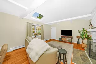 16 Landing Meadow Rd, Smithtown, NY 11787 - Photo 12