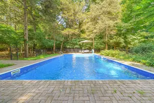 16 Landing Meadow Rd, Smithtown, NY 11787 - Photo 40