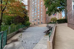 25 Knolls Crescent, Bronx, NY 10463 - Photo 6