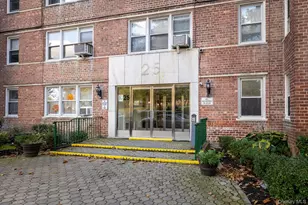 25 Knolls Crescent, Bronx, NY 10463 - Photo 1