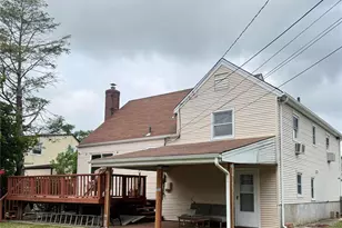 6 Gateway St, Bethpage, NY 11714 - Photo 2