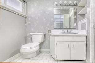 13 Gladwyne Ct, Spring Valley, NY 10977 - Photo 20