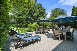 134 Hiland Ct, Commack, NY 11725 - Photo 32