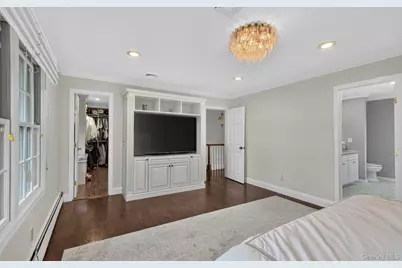 30 Irving Drive, Woodbury, NY 11797 - Photo 22