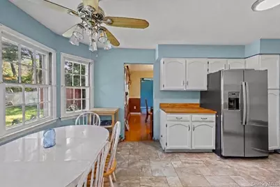 37 Black Locust Avenue, East Setauket, NY 11733 - Photo 12