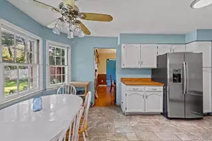 37 Black Locust Ave, East Setauket, NY 11733 - Photo 12