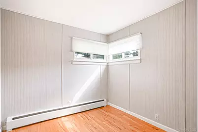 25 Merritt Street, Lindenhurst, NY 11757 - Photo 14