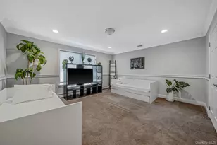 299 Patchogue Yaphank Rd, Patchogue, NY 11772 - Photo 28