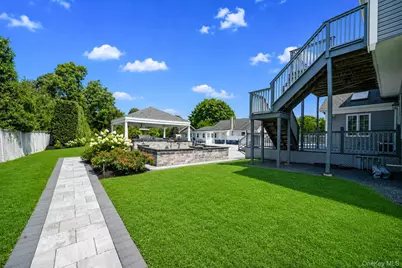 299 Patchogue Yaphank Road, Patchogue, NY 11772 - Photo 38