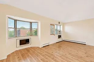 150-07 95th St, Ozone Park, NY 11417 - Photo 4