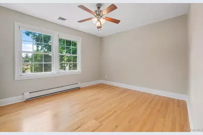19 Manetto Drive, Plainview, NY 11803 - Photo 16