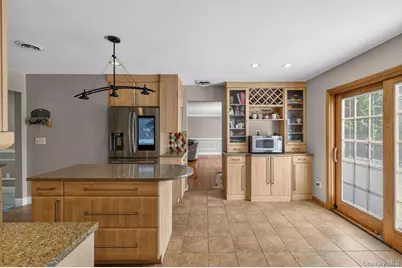16 Yale Drive, New City, NY 10956 - Photo 12