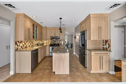 16 Yale Drive, New City, NY 10956 - Photo 10