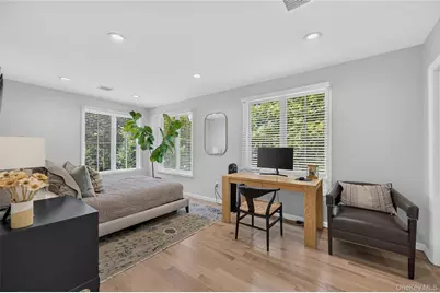 15 Bayview Avenue, Port Washington, NY 11050 - Photo 18