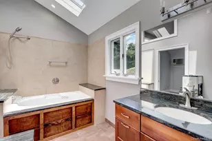 466 W 4th St, West Islip, NY 11795 - Photo 26
