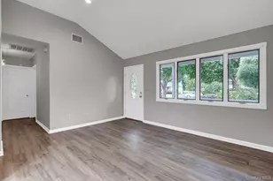 466 W 4th St, West Islip, NY 11795 - Photo 14