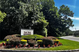 71 Richmond Blvd, Ronkonkoma, NY 11779 - Photo 2
