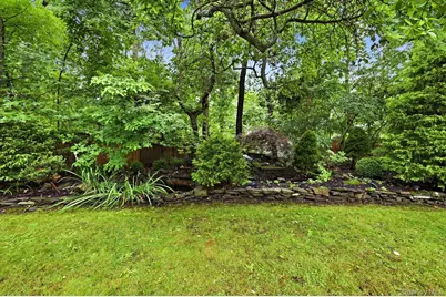 46 Margin Drive W, Shirley, NY 11967 - Photo 6