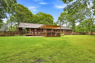 46 Margin Dr W, Shirley, NY 11967 - Photo 4