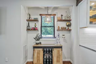 10 Bayview Ave, East Islip, NY 11730 - Photo 8