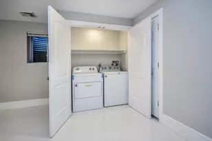 15 B Dunes Ln, Port Washington, NY 11050 - Photo 30