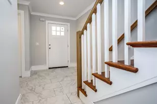 15 B Dunes Ln, Port Washington, NY 11050 - Photo 2