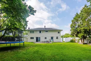 199 W Orange St, Brentwood, NY 11717 - Photo 20