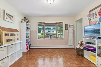21 Manchester Lane, Stony Brook, NY 11790 - Photo 18