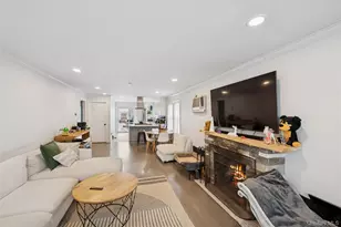 1038 Traymore Blvd, Island Park, NY 11558 - Photo 6